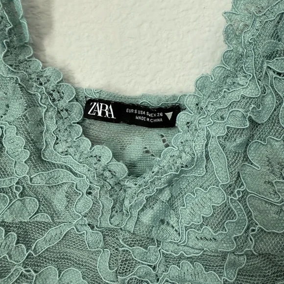 Zara Lace Bralette - Picture 3 of 6